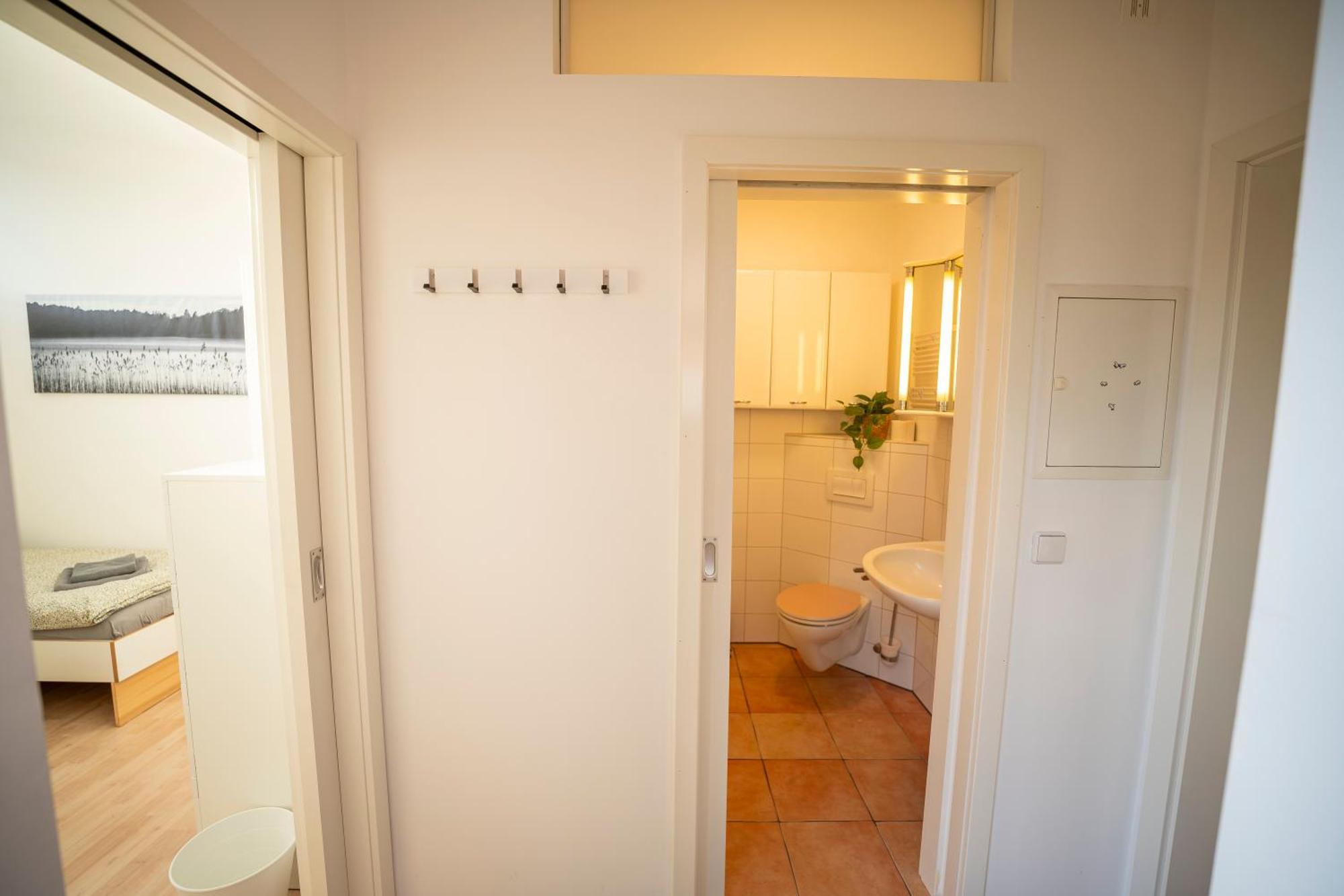 Haus Unterm Mammutbaum - Elberadweg Apartment มัคเดอบวร์ก ภายนอก รูปภาพ