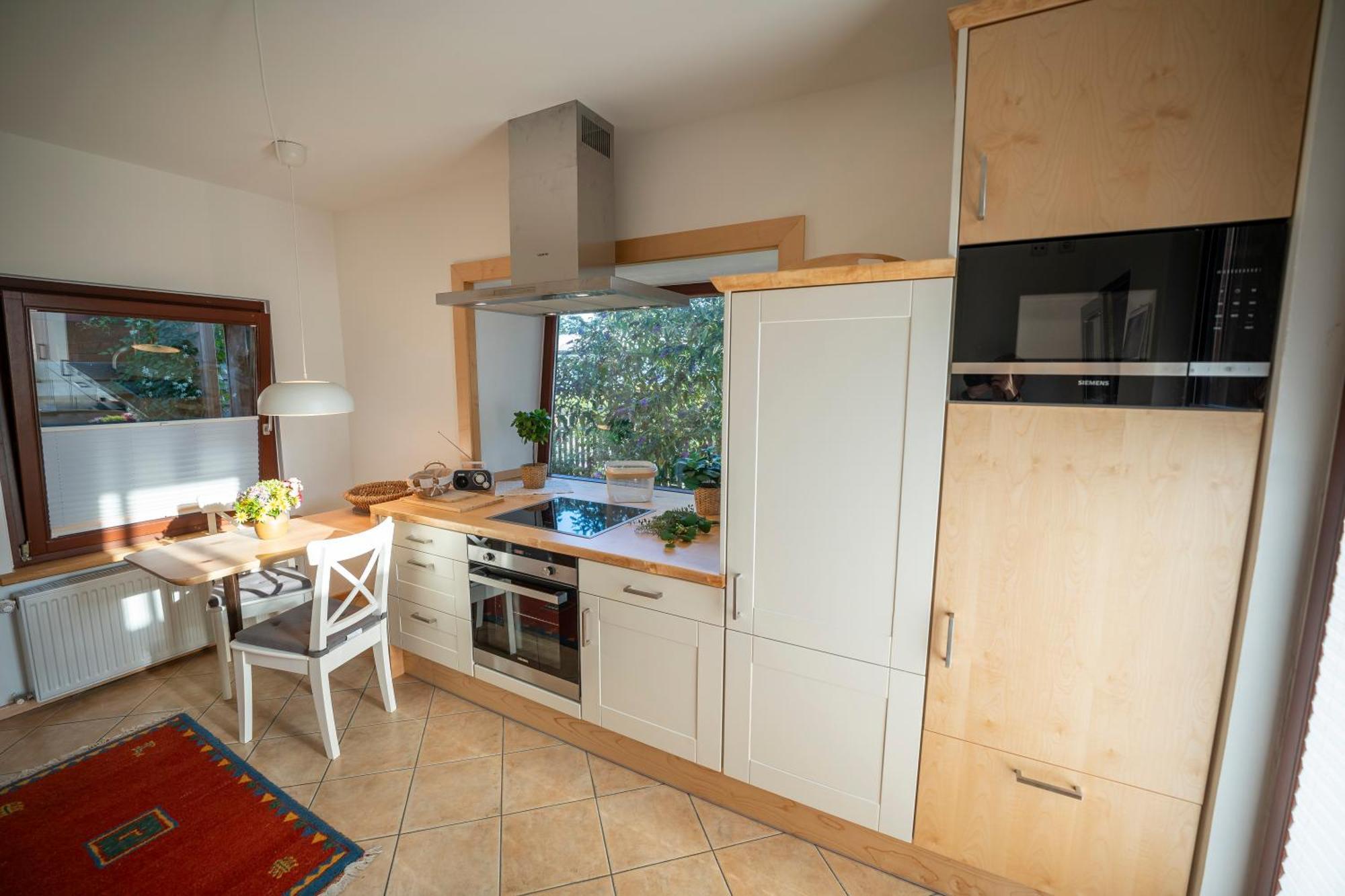 Haus Unterm Mammutbaum - Elberadweg Apartment มัคเดอบวร์ก ภายนอก รูปภาพ