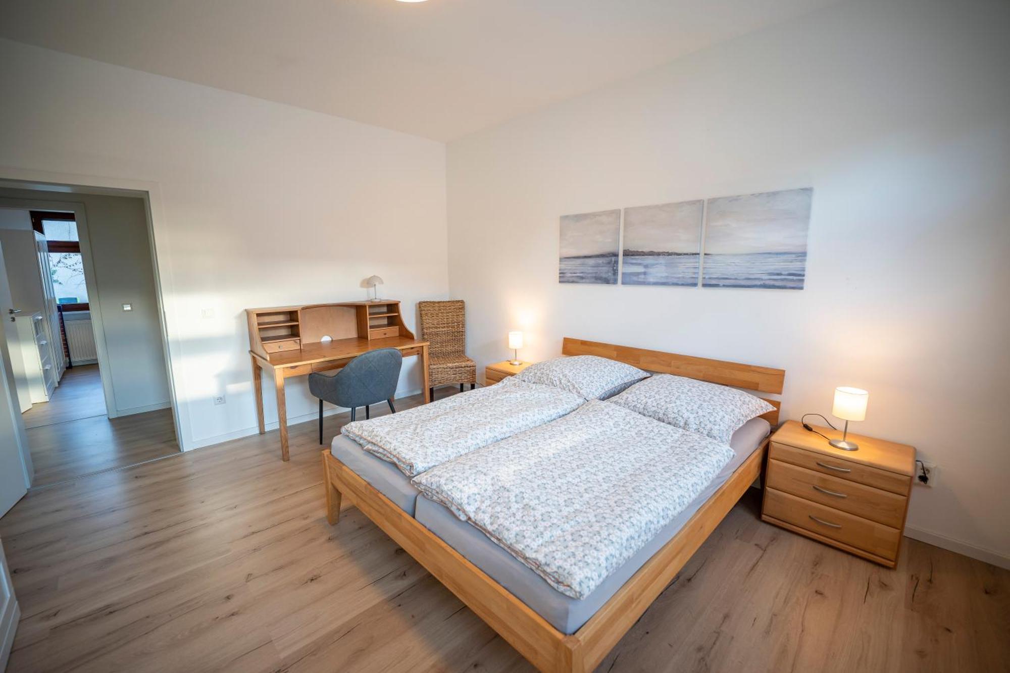 Haus Unterm Mammutbaum - Elberadweg Apartment มัคเดอบวร์ก ภายนอก รูปภาพ