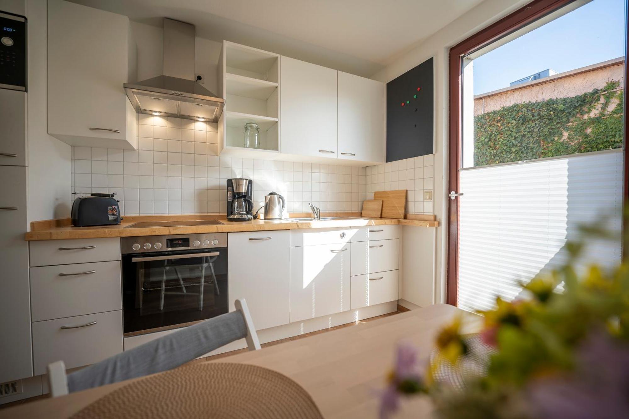 Haus Unterm Mammutbaum - Elberadweg Apartment มัคเดอบวร์ก ภายนอก รูปภาพ