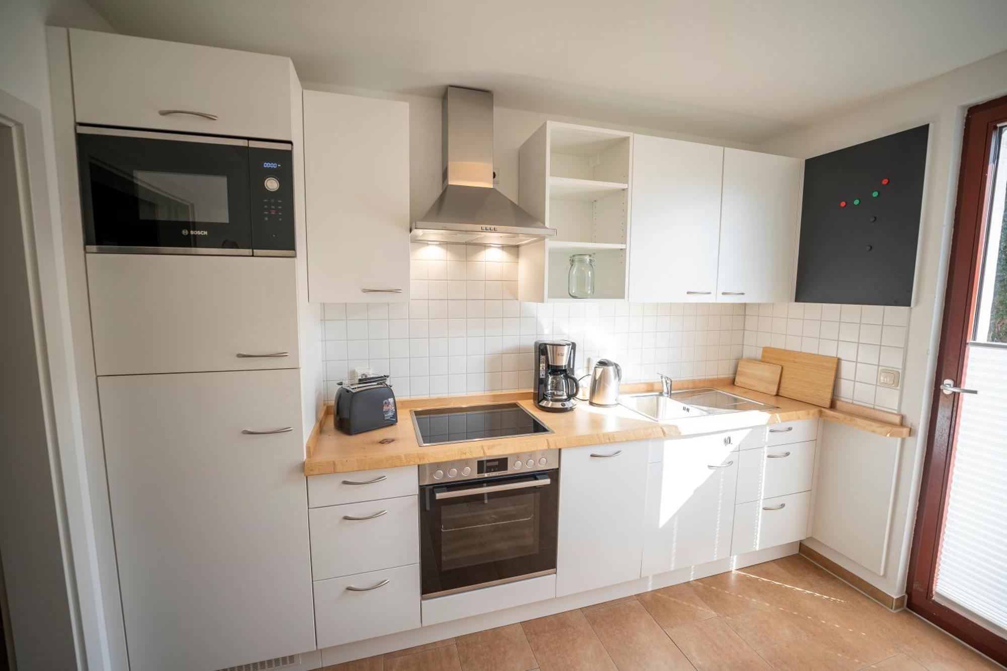Haus Unterm Mammutbaum - Elberadweg Apartment มัคเดอบวร์ก ภายนอก รูปภาพ